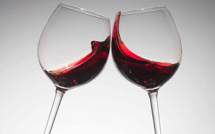 Raise your glass to red wine!